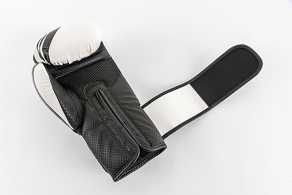 UFC PRO Performance Rush 12 Oz - белые