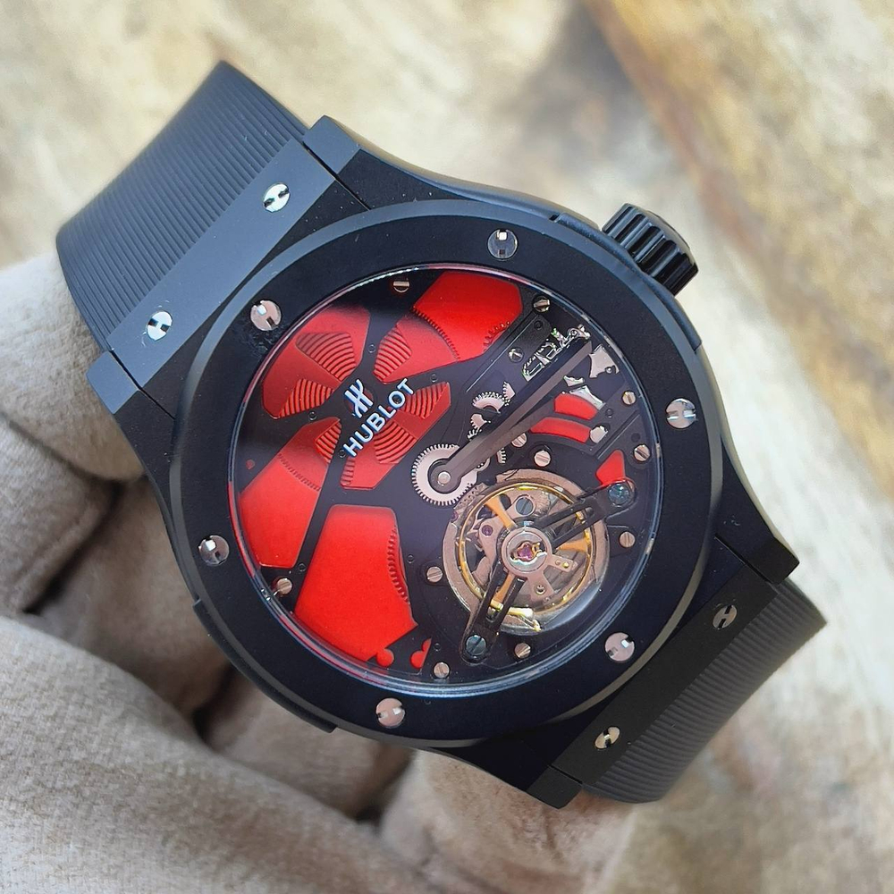 Часы Hublot