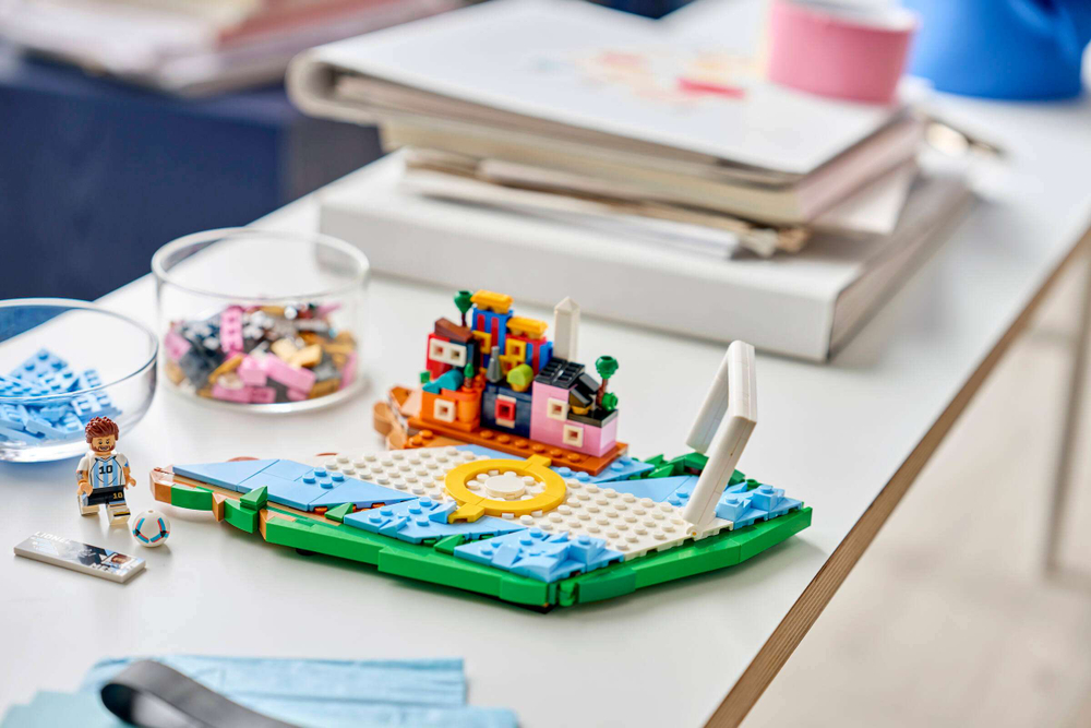 Конструктор LEGO Editions 43011 Lionel Messi – Soccer Highlights