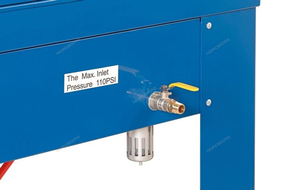 Пескоструйная камера NORDBERG NS10P с напорной системой подачи абразива и циклонной фильтрацией NS10P