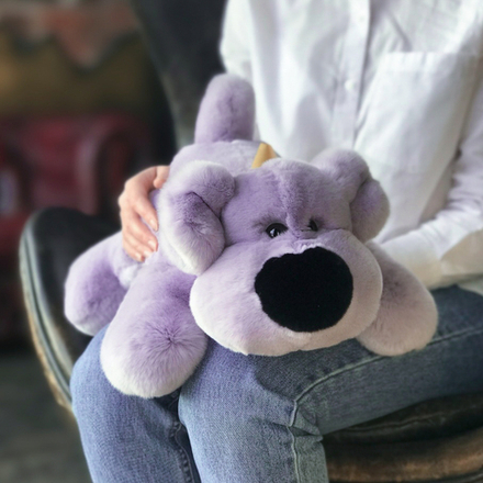 Собака Шанель гигантская (сирень)