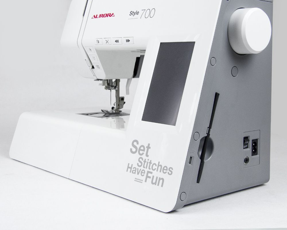 Швейная машина Aurora Style 700/ 100 операций для шитья + 172 символа / 7 видов петли-автомат / алфавит / умное меню Smart