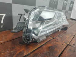 Фара левая Галоген Mitsubishi Pajero Sport 3 15-21 Б/У Оригинал 8301C793