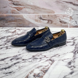 Лоферы Gucci из кожи крокодила