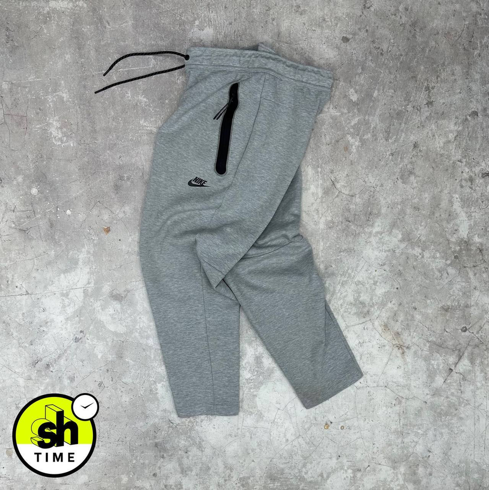 Брюки Nike TechFleece