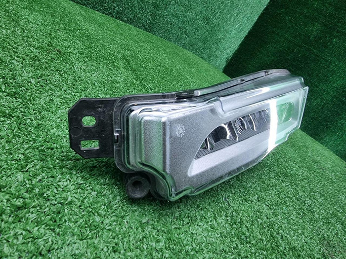 ПТФ левая BMW X5 G05, X7 G07 (2018-2023)