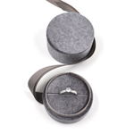 Футляр ювелирный для подарочного оформления колец и серёг.