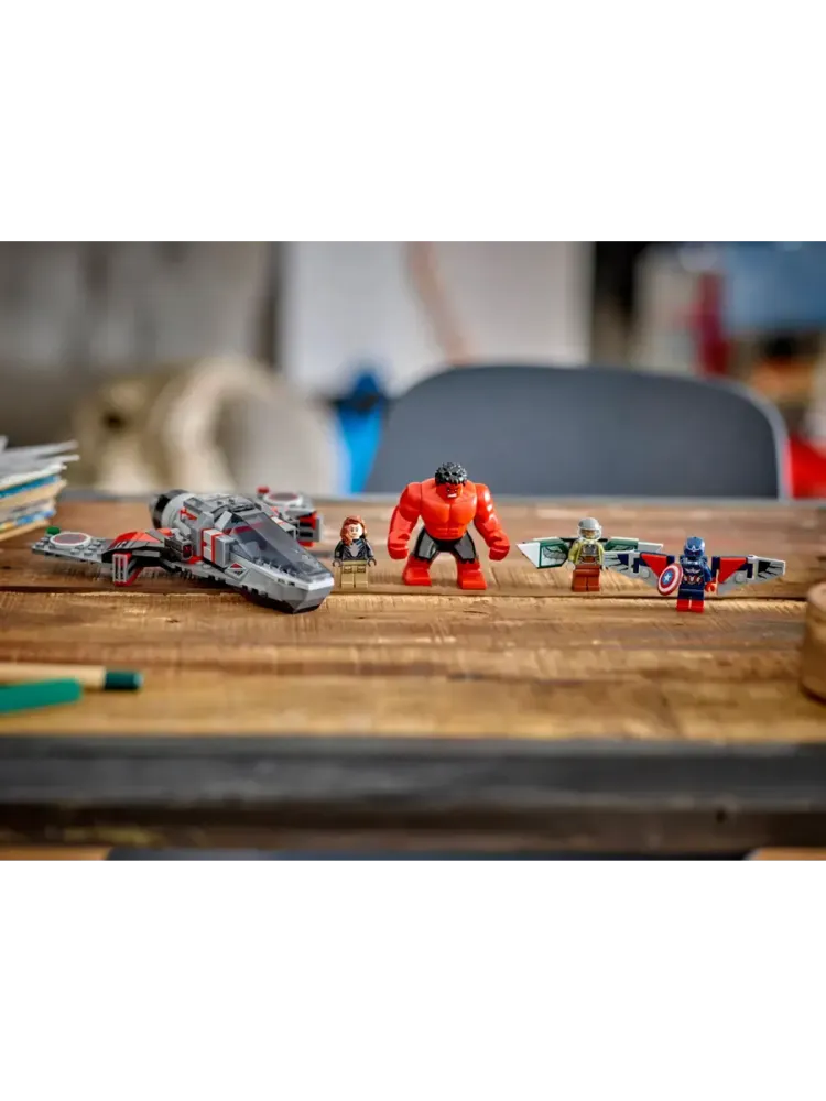 Конструктор 76292 Капитан Америка против Красного Халка