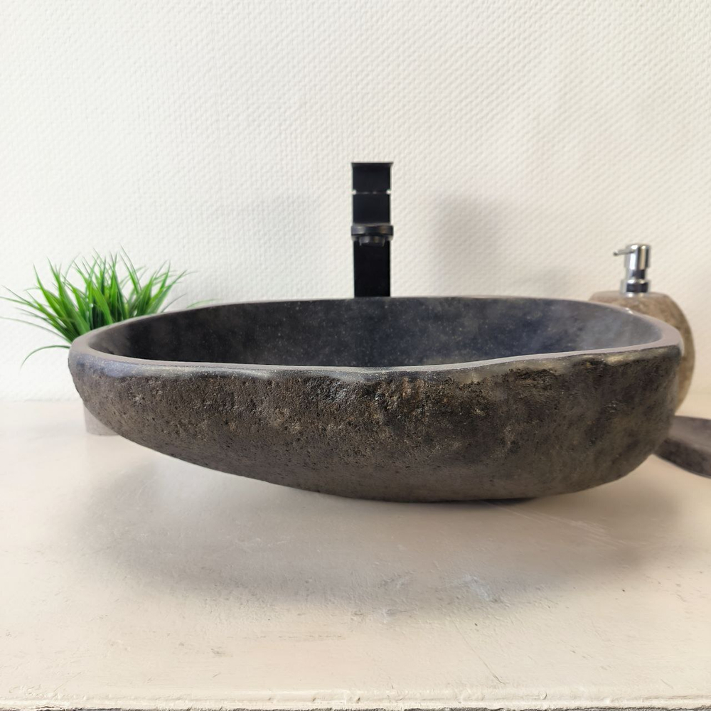 Раковина из речного камня RS-66032 47х36х15 из натурального камня