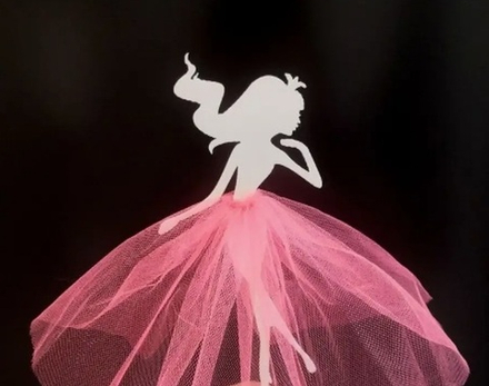 Топпер "Силуэт принцессы в розовой юбочке"