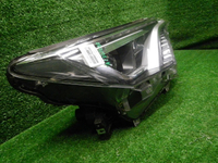 Фара правая Toyota RAV4 4 CA40 (2015-2019) LED