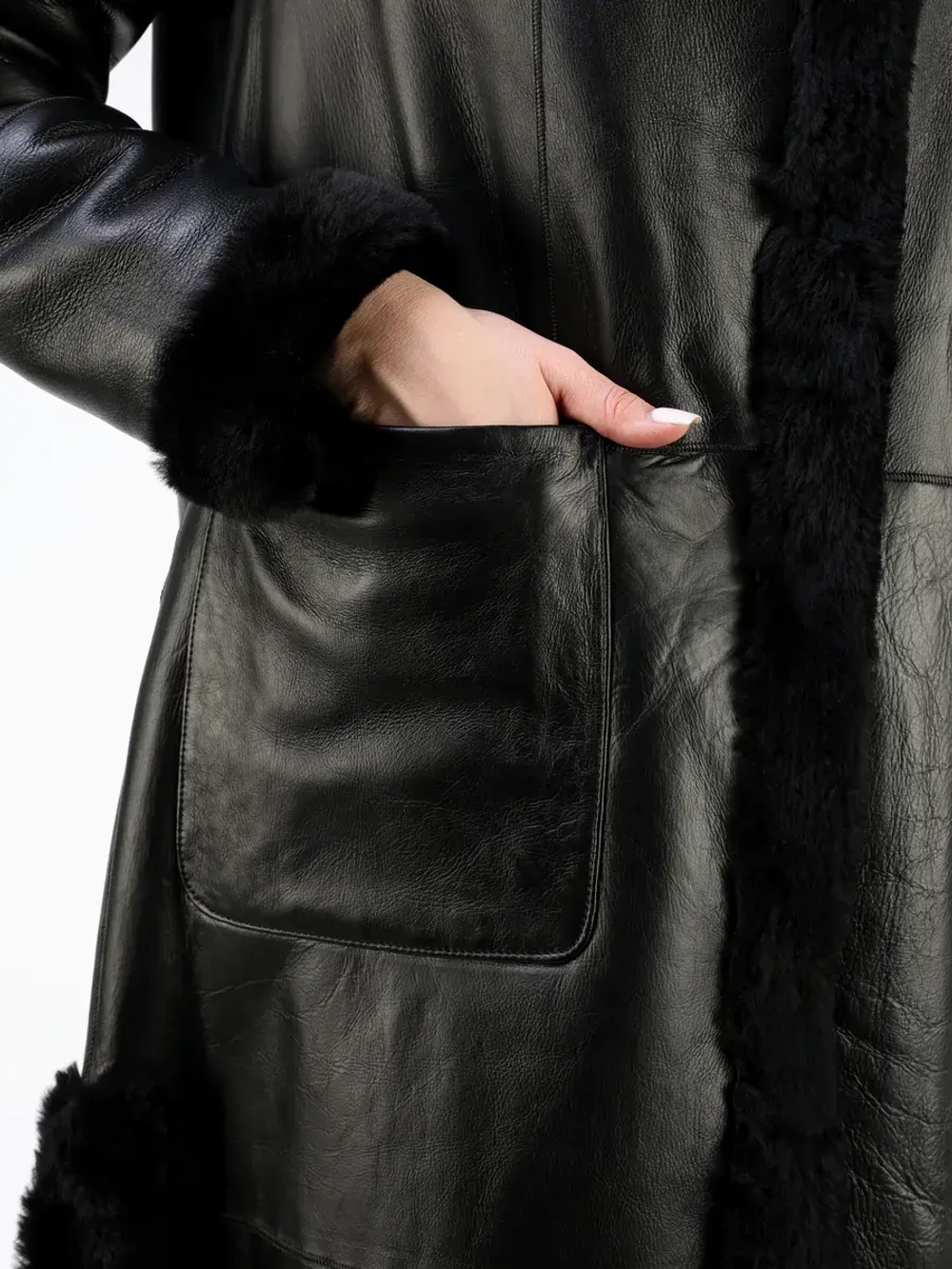 Дубленка зимняя шуба натуральная с капюшоном длинная