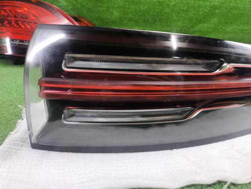 Фонарь правый внешний Porsche Cayenne 3 (17-23)