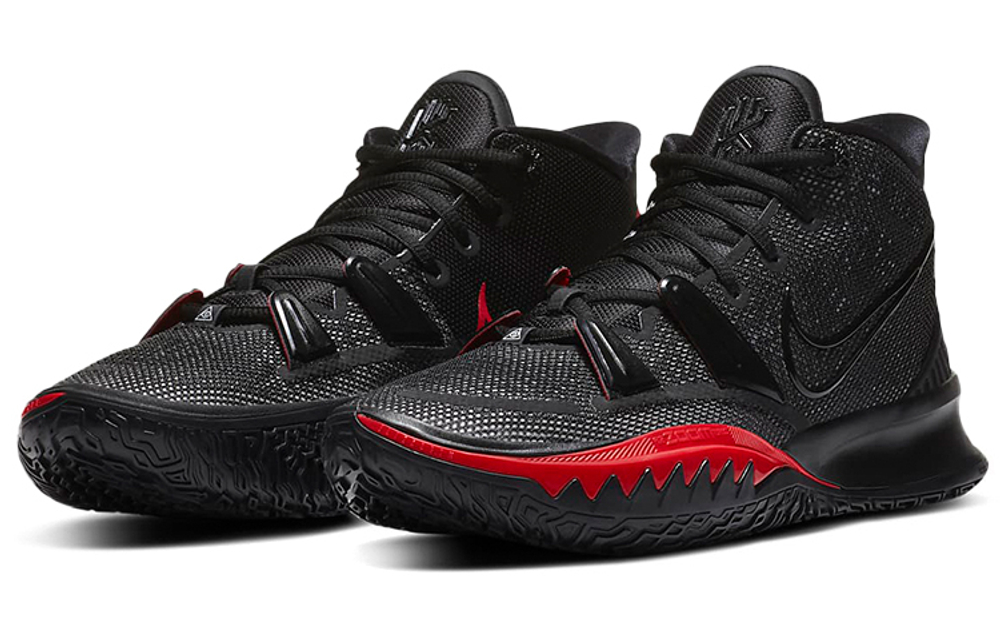 Кроссовки Nike Kyrie 7