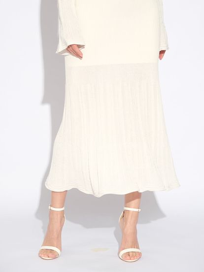 Женское платье молочного цвета из шелка и вискозы - фото 5