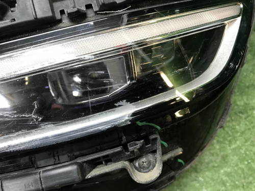 Битая Фара левая Genesis GV80 (2020-2023) LED