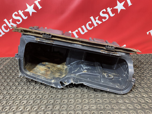 Ящик инструментальный правый