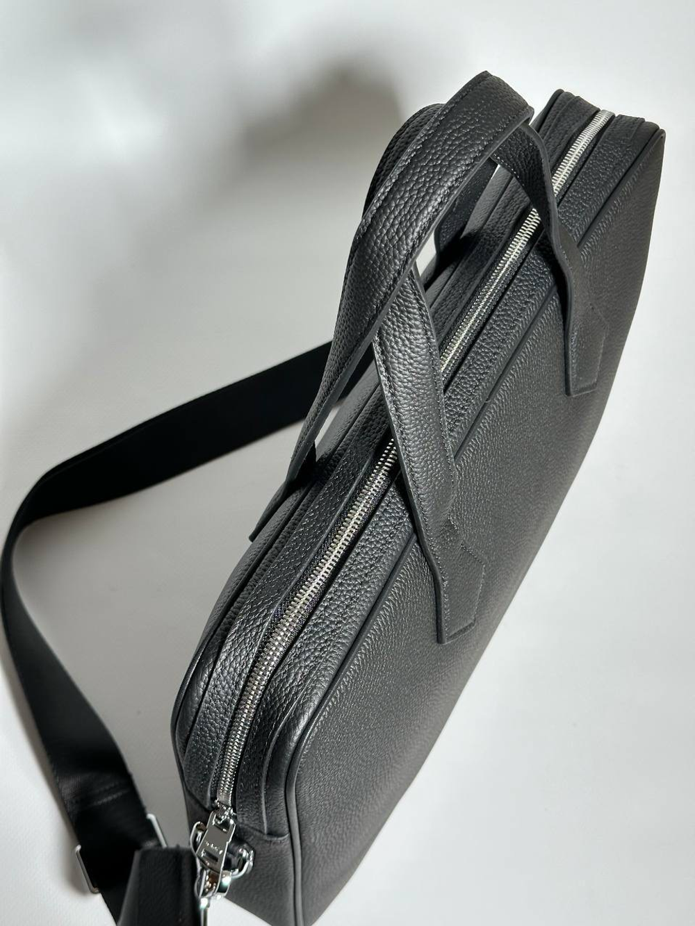 Портфель Hermes