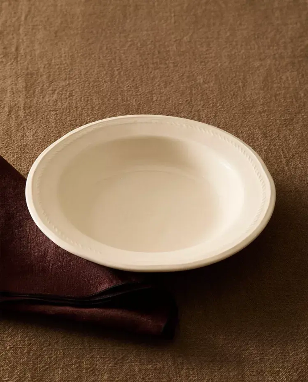 ZARA HOME ТАРЕЛКА ИЗ ФАЯНСА С РЕЛЬЕФНЫМ УЗОРОМ «ЦЕПОЧКА», БЕЛЫЙ