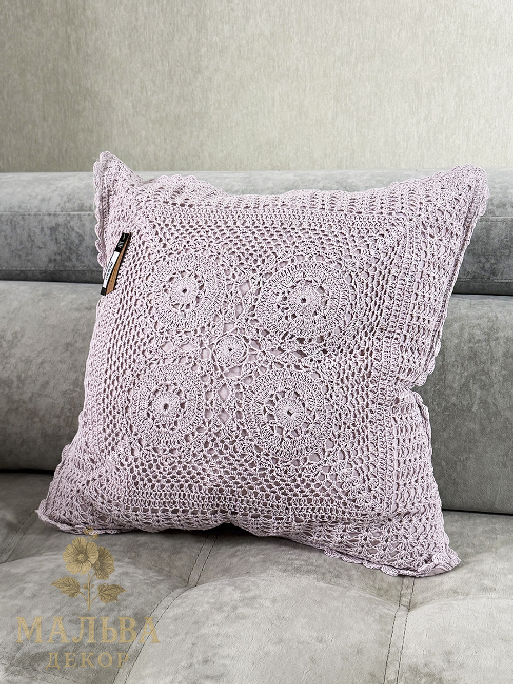Подушка декоративная "Кружево" розовая 45x45x10см от J-LINE
