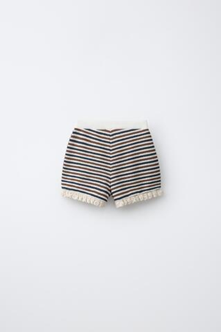 ZARA ТРИКОТАЖНЫЕ ШОРТЫ В ПОЛОСКУ, ПОЛОСКИ