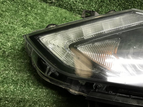Фара левая Nissan Qashqai J11 (13-19) LED