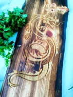 Доска разделочная деревянная из Кедра. "Дракон"