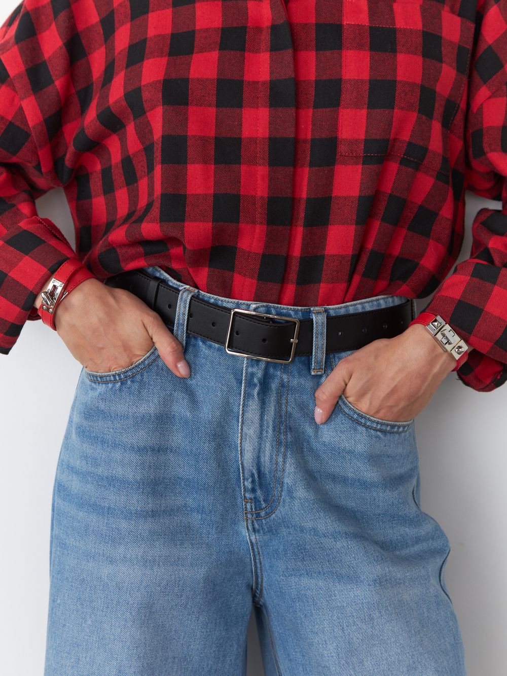 БАЗОВЫЙ РЕМЕНЬ С ПРЯМОУГОЛЬНОЙ ПРЯЖКОЙ BLACK