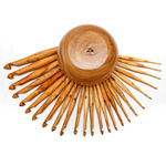 Набор деревянных крючков для вязания из вишни 25 шт. (3-20 мм) с клубочницей. KN6