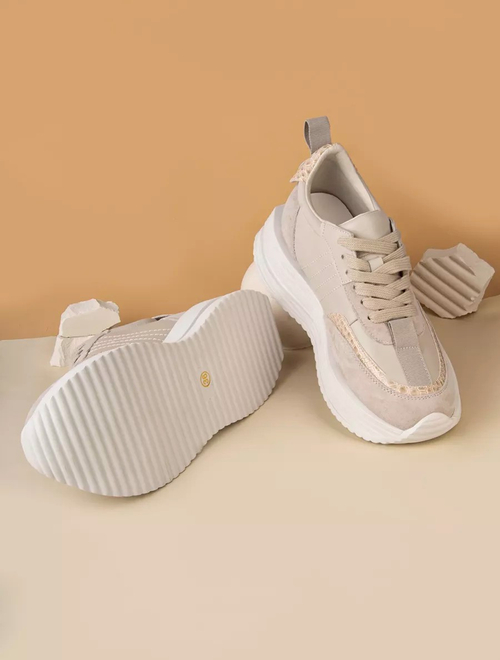 Кроссовки нат. кожа (36-41)р. / шт. HL-55