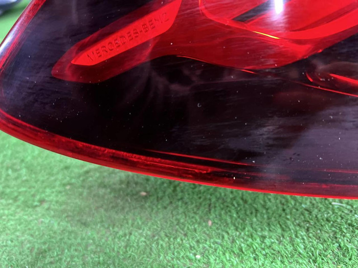 Фонарь левый внешний Mercedes E W213 (2020-2023)