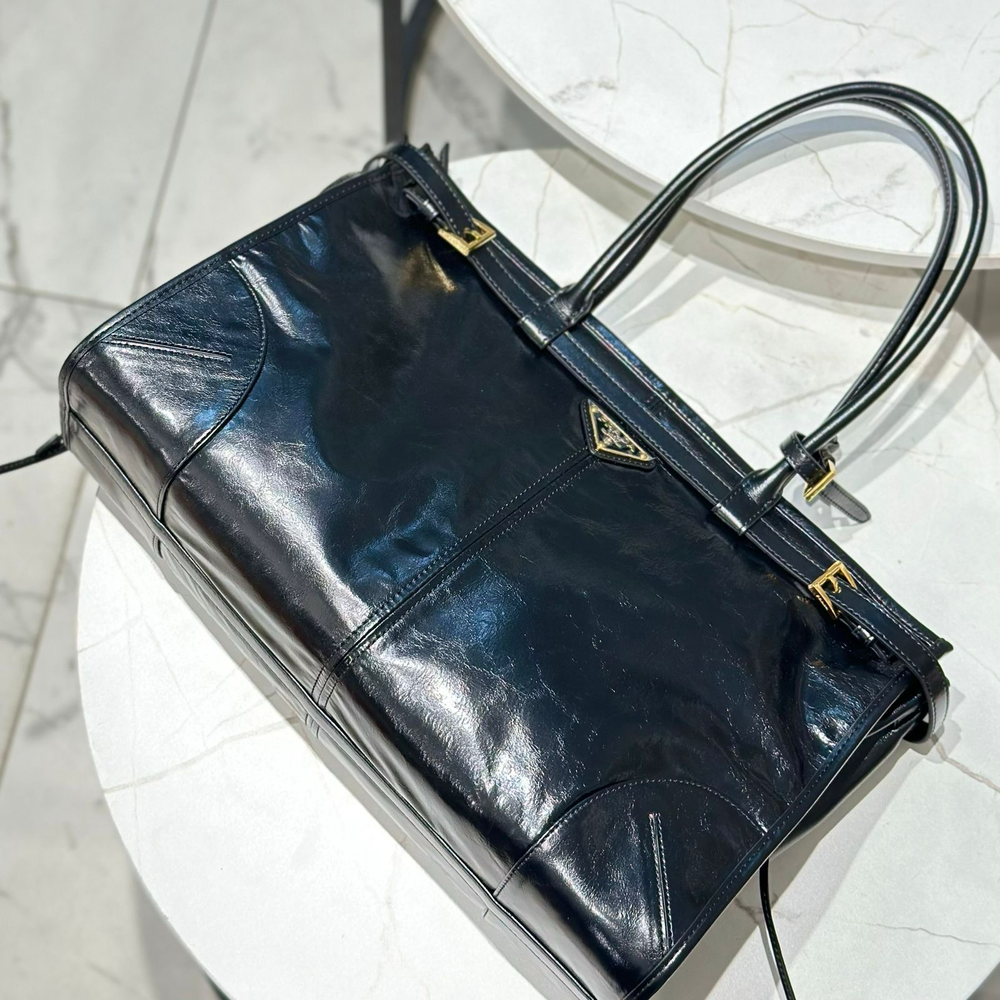 Сумка Prada