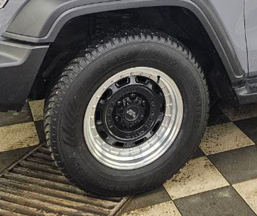 Диск колёсный литой BLACK MUD M580C R17 8,5 ET0 Matte Black / Machined Lip