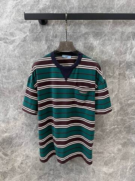 Футболка Prada