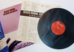 Винтажная виниловая пластинка LP Astrud Gilberto Beach Samba (Japan 1978) (Obi)