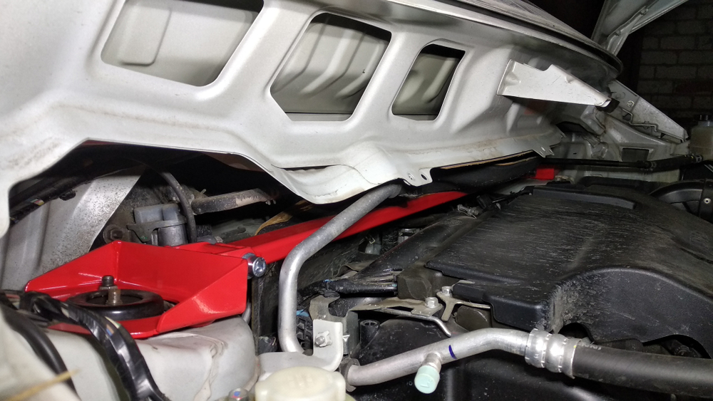 Распорка передних стоек Mitsubishi Delica D5 (ПОД ЗАКАЗ)