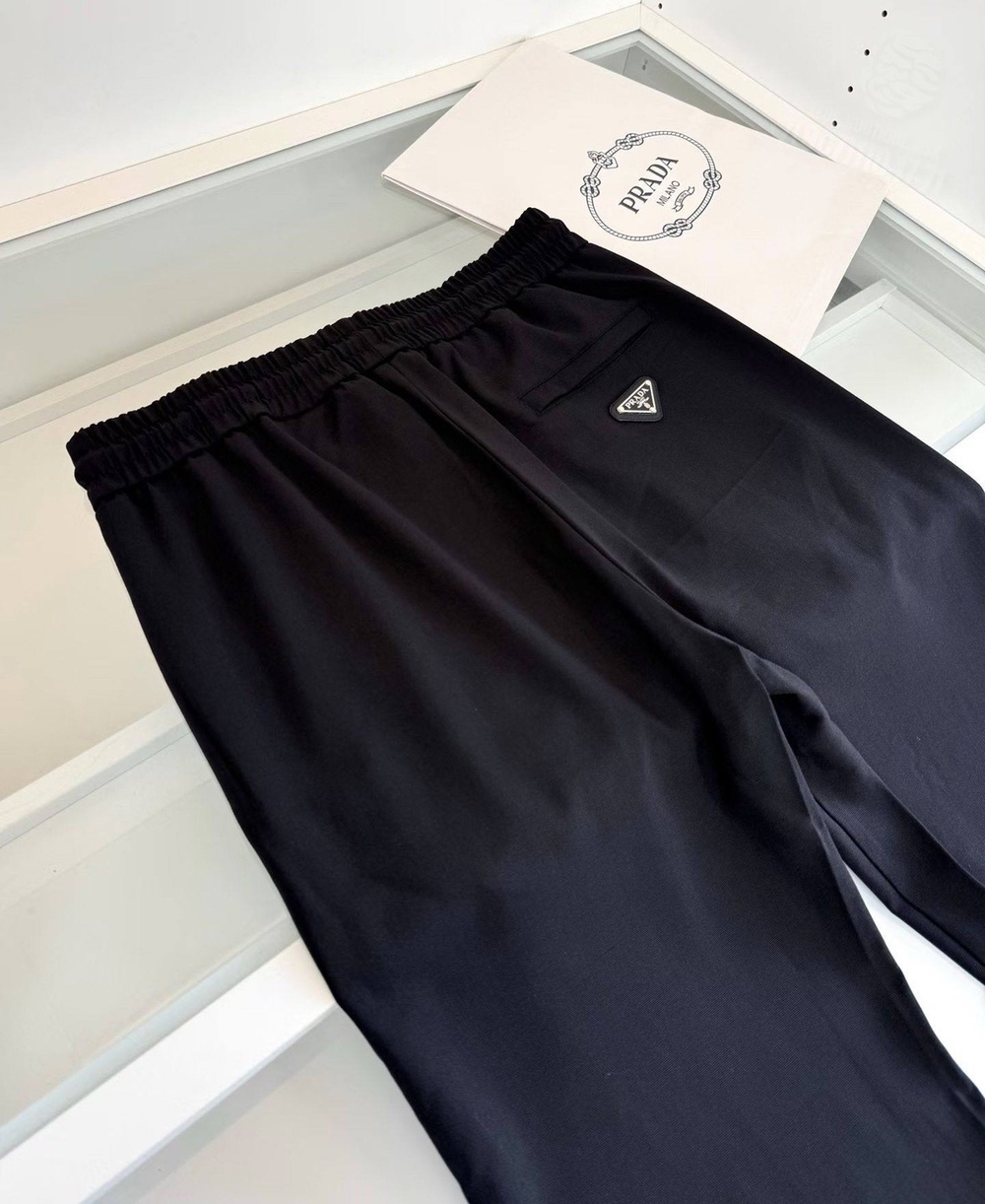 Спортивные штаны Prada