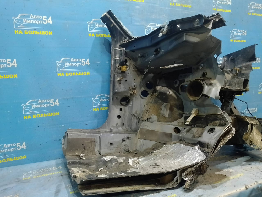 Лонжерон передний левый AUDI A6 1999