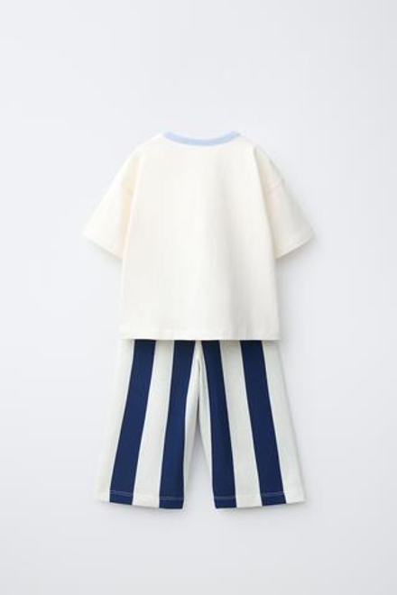 ZARA КОМПЛЕКТ ИЗ ФУТБОЛКИ И БРЮК В ПОЛОСКУ, СИНИЙ
