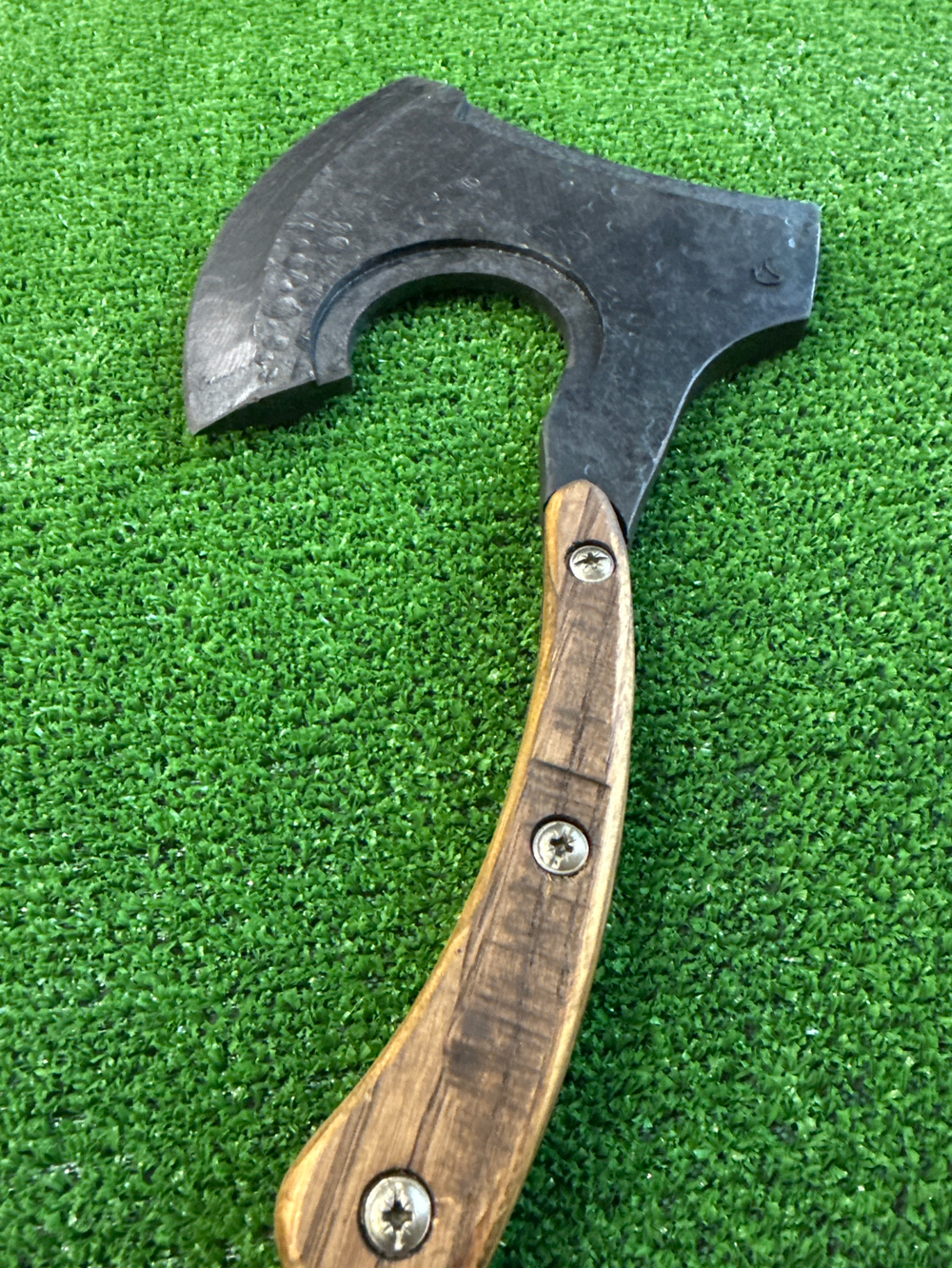 Топор для рубки мяса кухонный