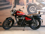 Royal Enfield Meteor 350 Supernova Red