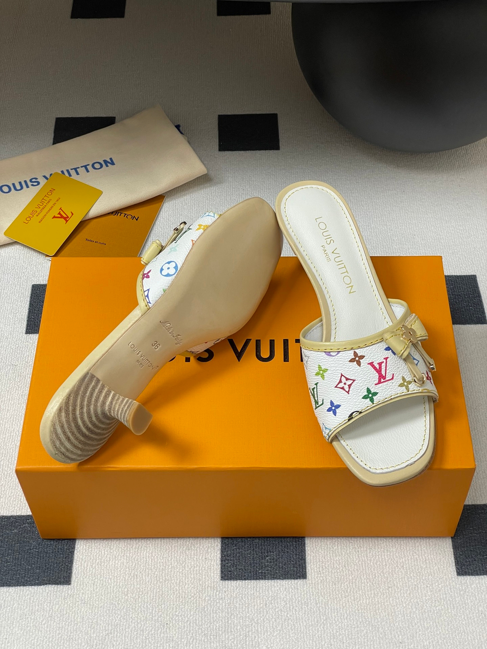Louis Vuitton 6AM Mule (8 colors)