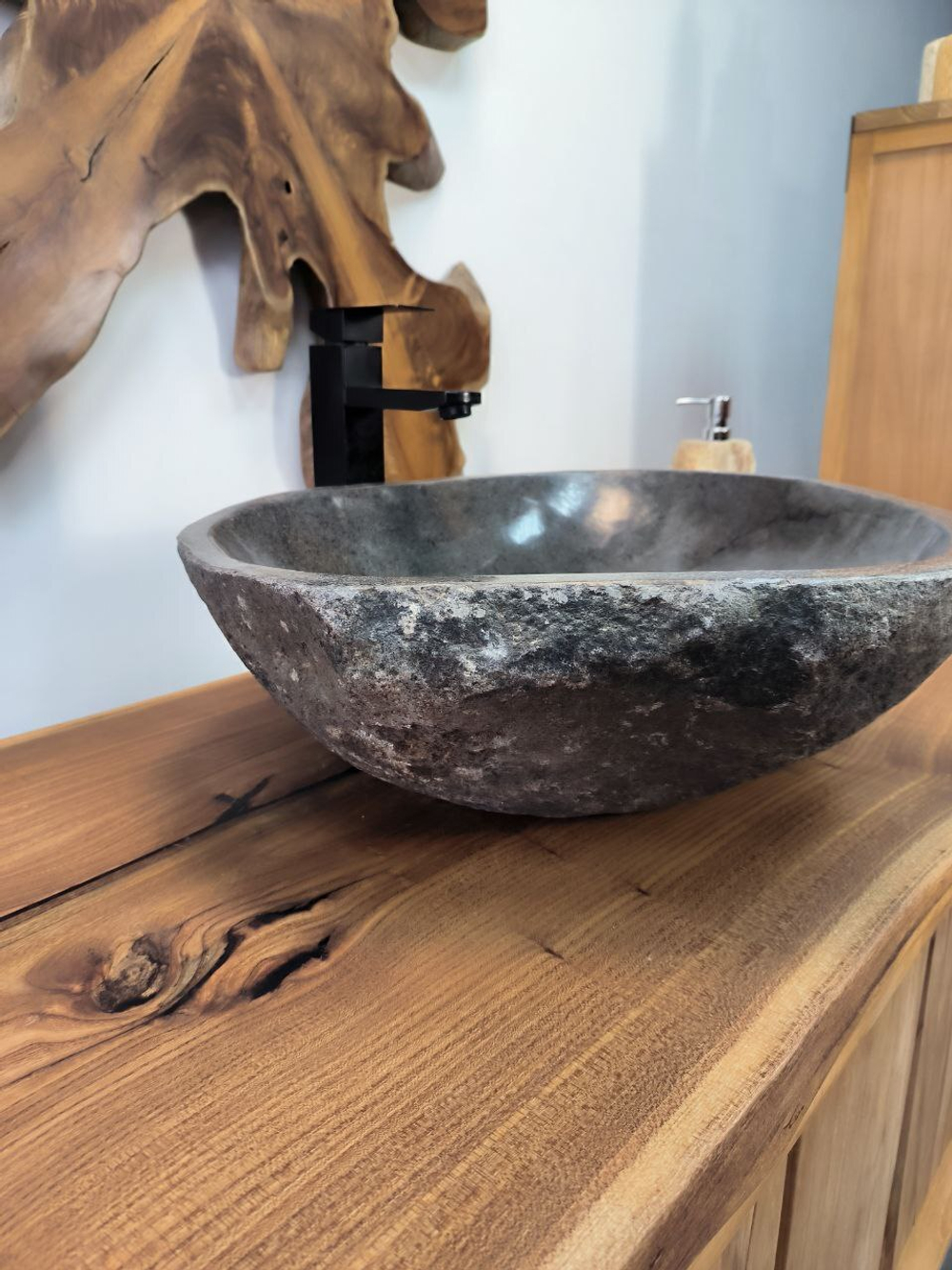 Раковина из речного камня RS-65902 55х45х16 из натурального камня