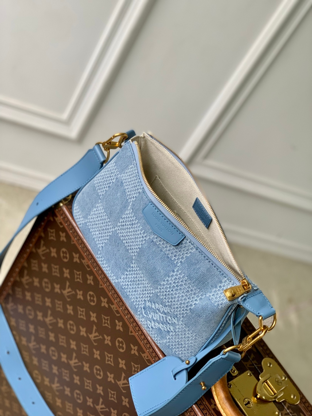Louis Vuitton Pochette Accessoire XL