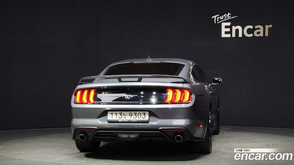Ford Mustang Coupe (12.2021)