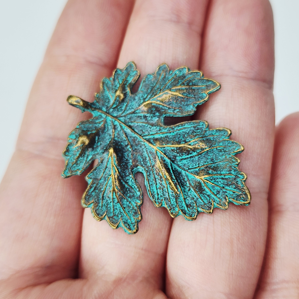 Лист подвеска, 35×40мм, античная бронза, штучно