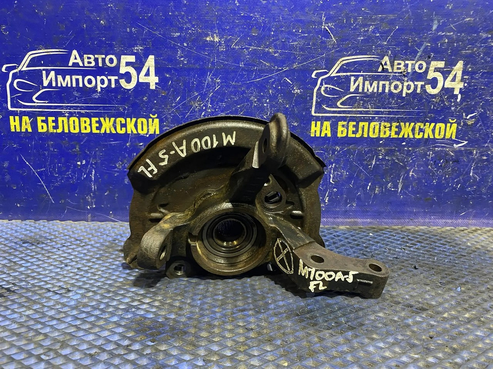 Ступица передняя левая TOYOTA DUET 1998-2000