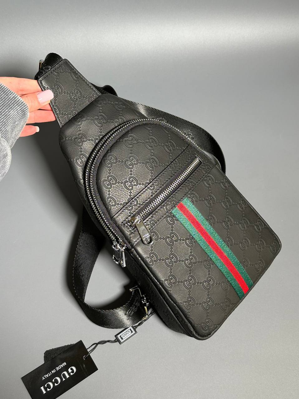 Сумка-слинг Gucci