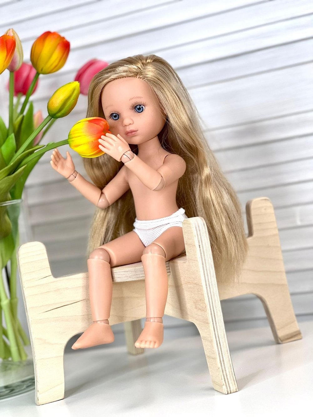 Кукла BERJUAN виниловая шарнирная 35см Ева (4820A)