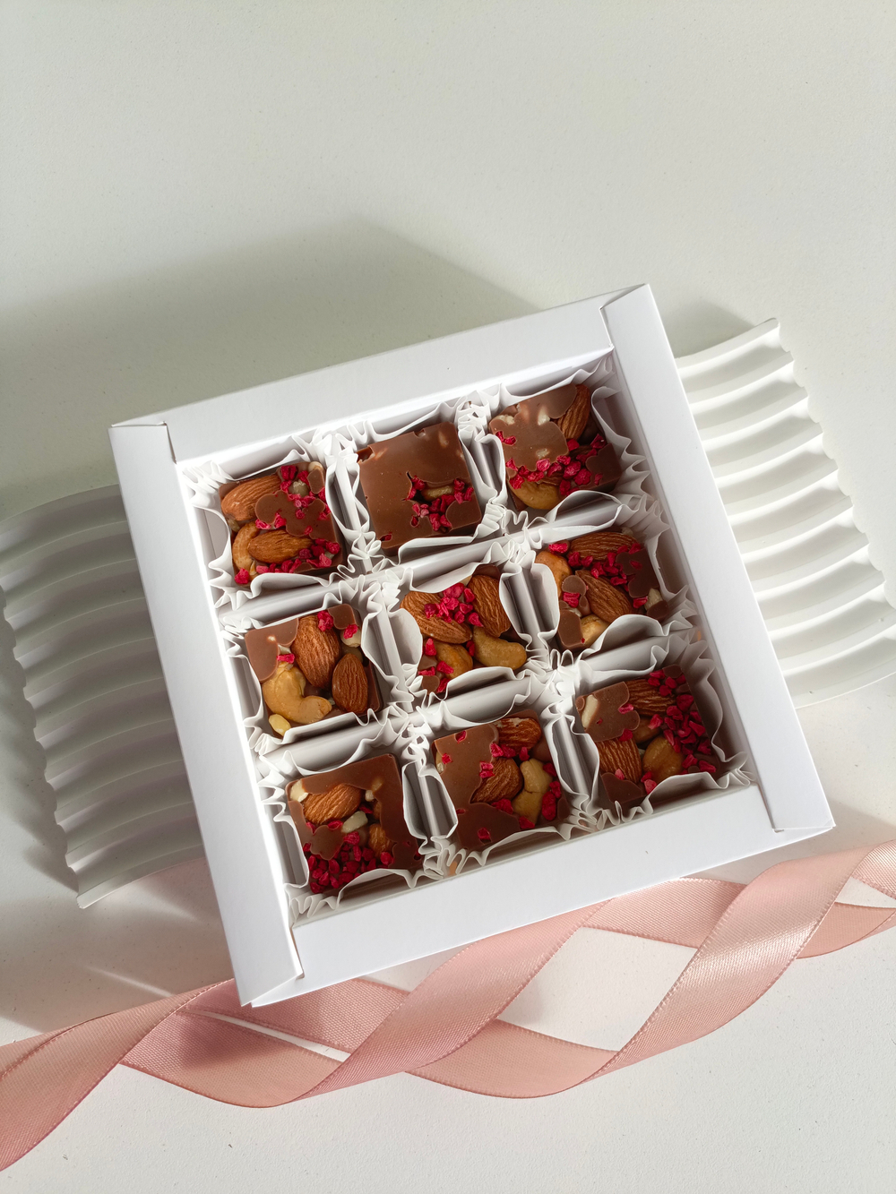 Конфеты ручной работы с орехами